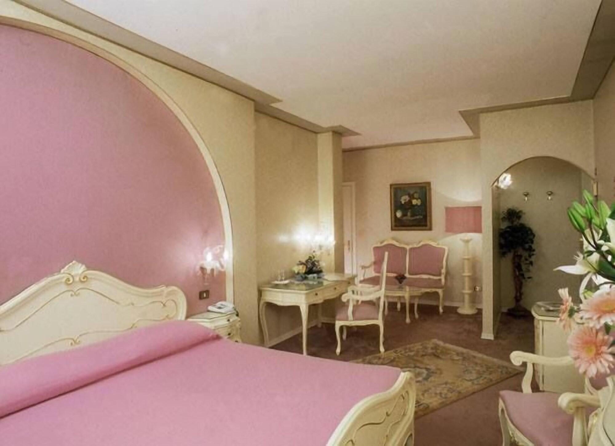 Hotel Il Burchiello Mira Exteriör bild