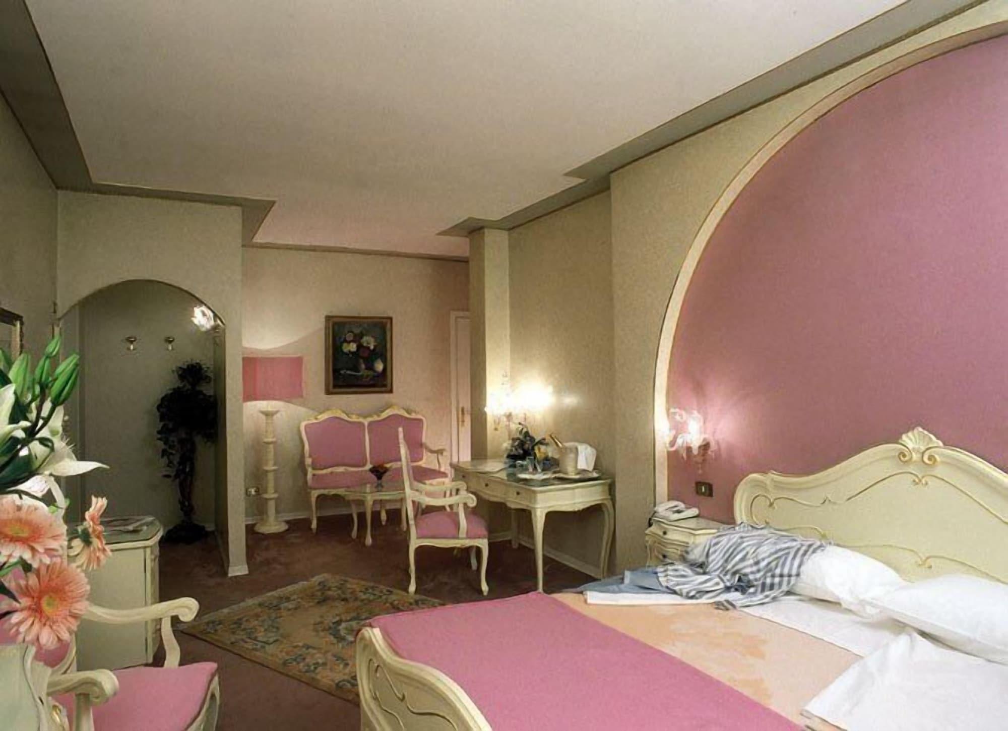 Hotel Il Burchiello Mira Exteriör bild